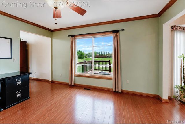 39044 Mallorn Drive, Sterling Heights, MI 48313