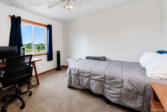 39044 Mallorn Drive, Sterling Heights, MI 48313