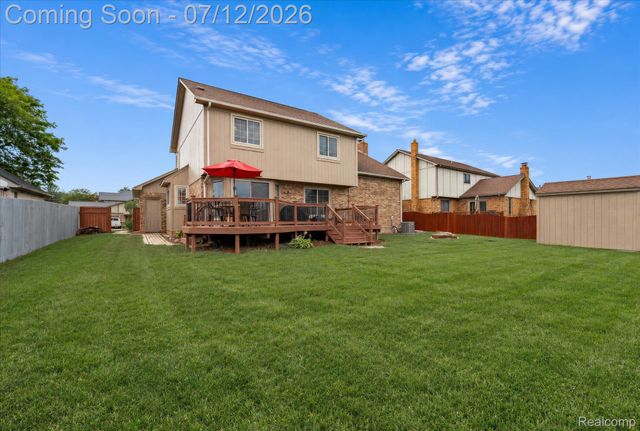 39044 Mallorn Drive, Sterling Heights, MI 48313