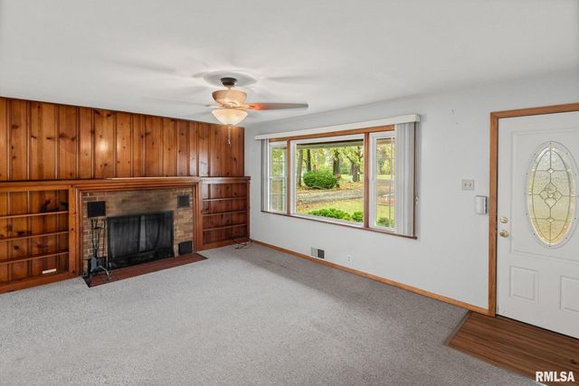 444 N MARION Street, Centralia, IL 62801