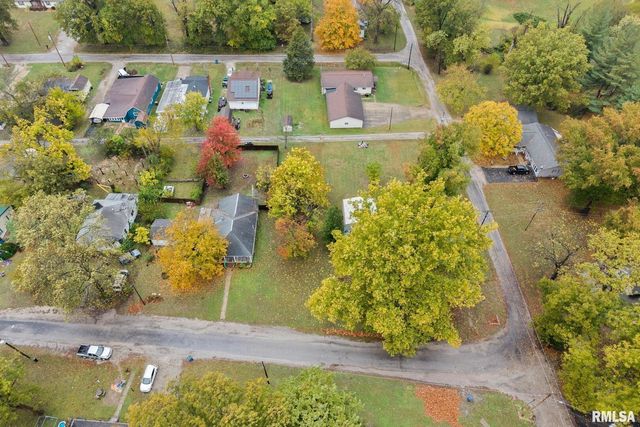 444 N MARION Street, Centralia, IL 62801