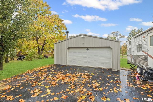 444 N MARION Street, Centralia, IL 62801