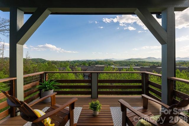 604 Storybook Villas Trail, Asheville, NC 28804