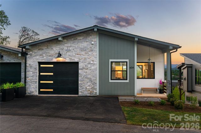 604 Storybook Villas Trail, Asheville, NC 28804