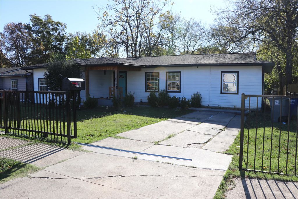 2770 E Ann Arbor Avenue, Dallas, TX 75216