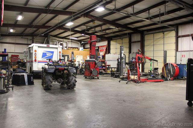 912 SW 15th Street, Wagoner, OK 74467