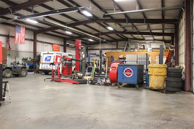 912 SW 15th Street, Wagoner, OK 74467