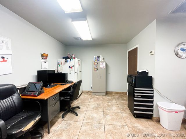 912 SW 15th Street, Wagoner, OK 74467