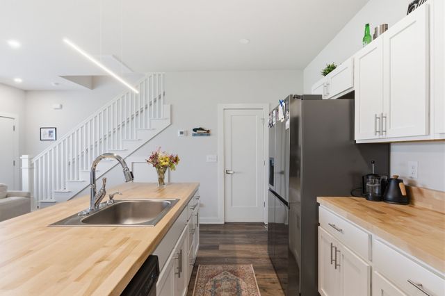 3625 Hydes Ferry Rd, Nashville, TN 37218