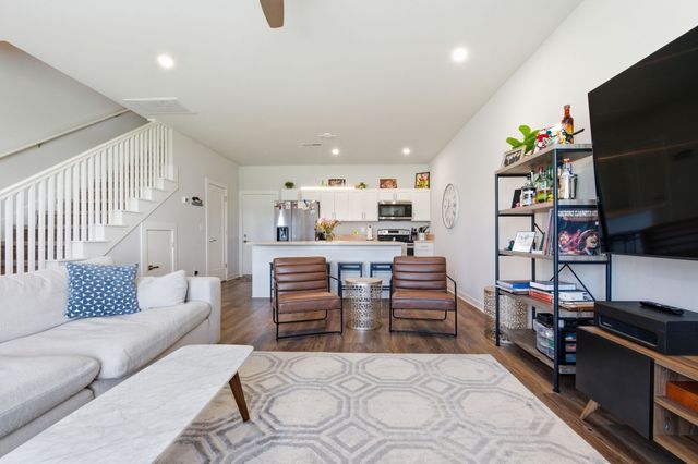 3625 Hydes Ferry Rd, Nashville, TN 37218