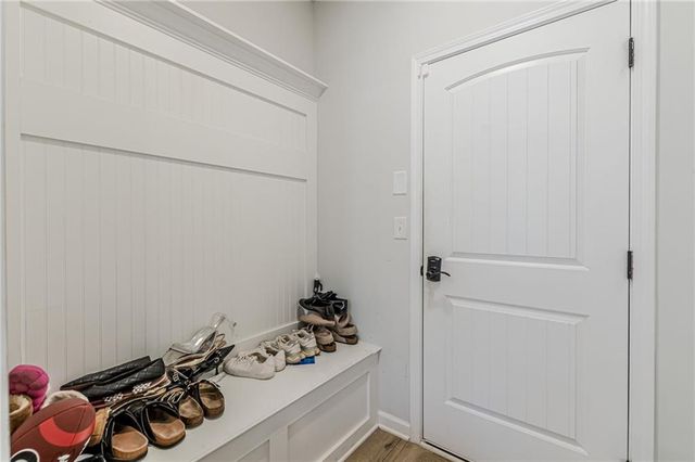 4876 Elm Leaf SW Drive, Atlanta, GA 30331