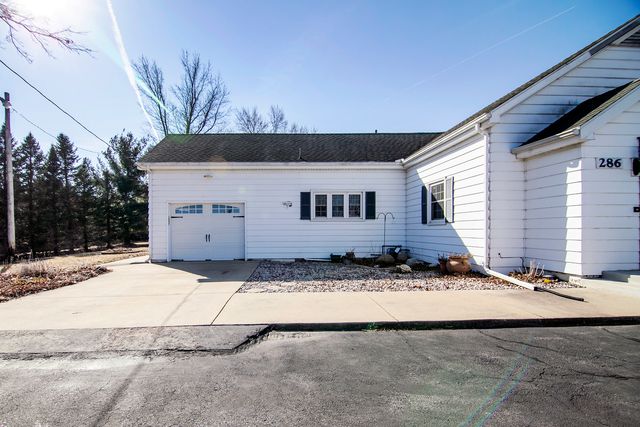 286 E 5000s Road, Chebanse, IL 60922