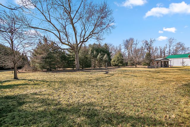 286 E 5000s Road, Chebanse, IL 60922