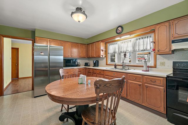 286 E 5000s Road, Chebanse, IL 60922