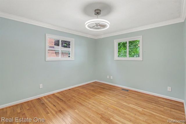 1347 E Square Lake Road, Troy, MI 48085