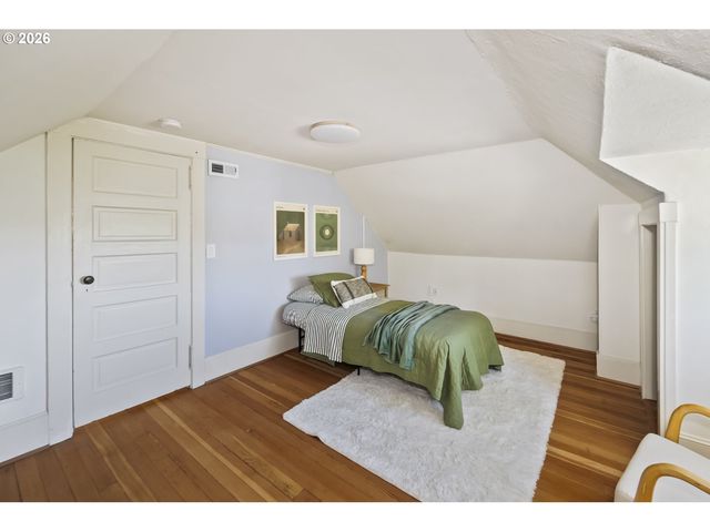 6305 N DELAWARE Ave, Portland, OR 97217