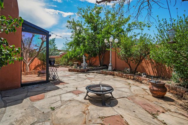 2832 Don Quixote, Santa Fe, NM 87505