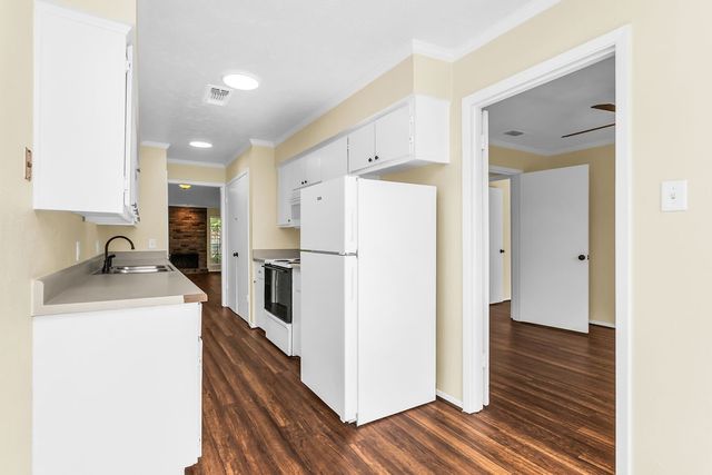 10626 Northboro Street 9, Dallas, TX 75230