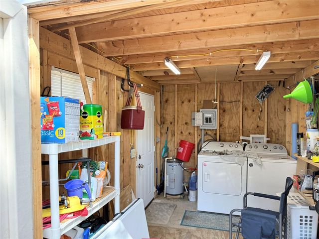 2875 NE 102ND AVENUE ROAD, Silver Springs, FL 34488