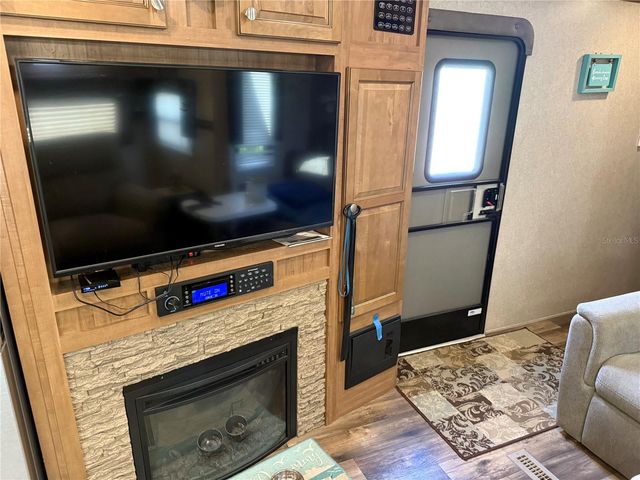 2875 NE 102ND AVENUE ROAD, Silver Springs, FL 34488