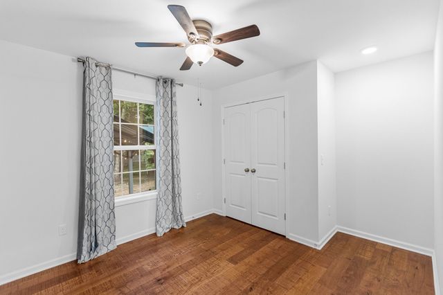 110 Collinwood Dr, Tullahoma, TN 37388