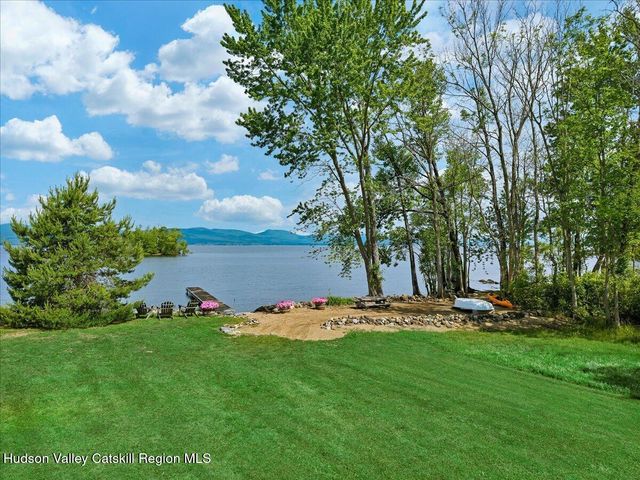 672 Lakeview Road, Broadalbin, NY 12025