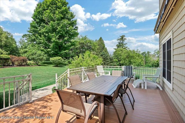 672 Lakeview Road, Broadalbin, NY 12025