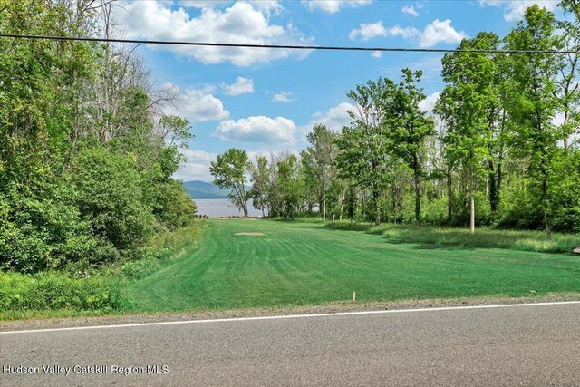 672 Lakeview Road, Broadalbin, NY 12025