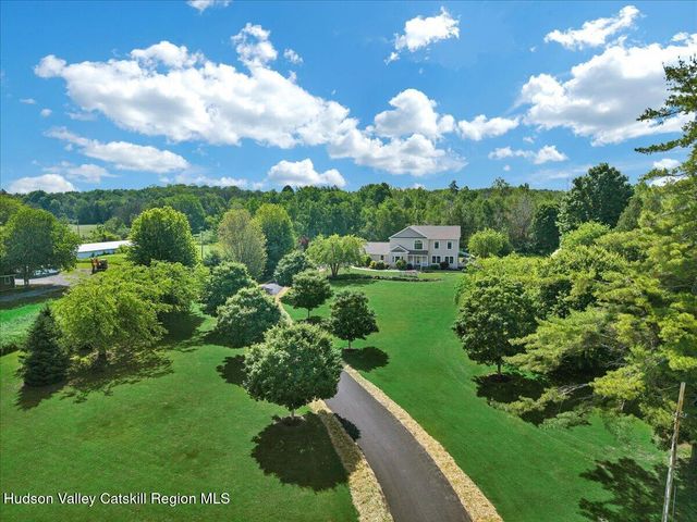 672 Lakeview Road, Broadalbin, NY 12025