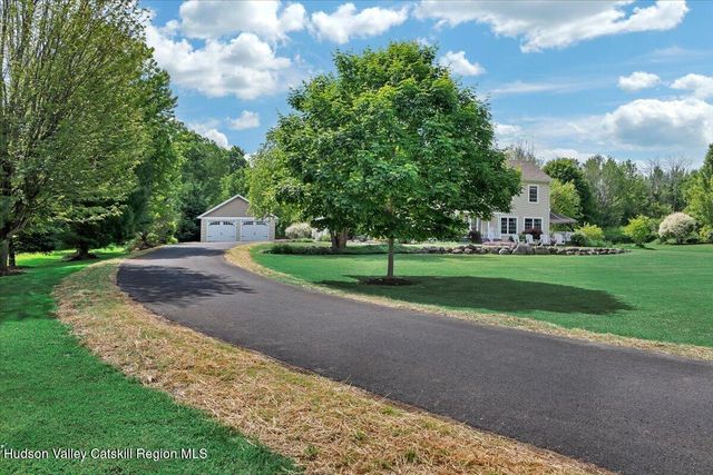 672 Lakeview Road, Broadalbin, NY 12025