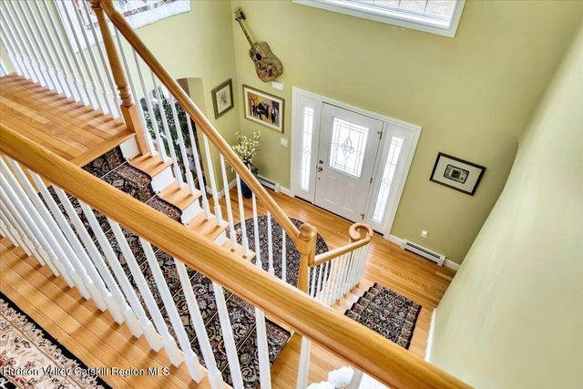 672 Lakeview Road, Broadalbin, NY 12025