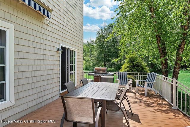 672 Lakeview Road, Broadalbin, NY 12025