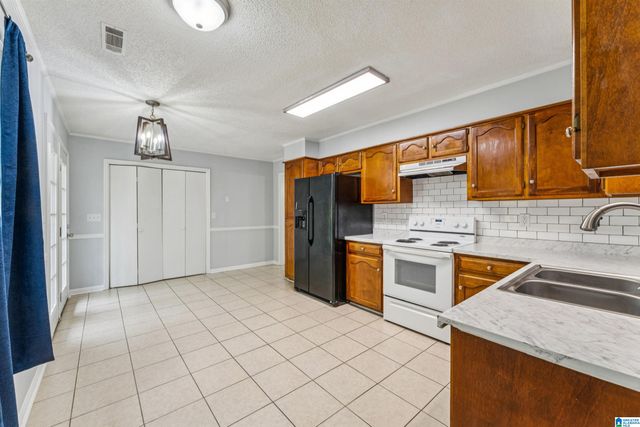 2537 16TH STREET, Calera, AL 35040