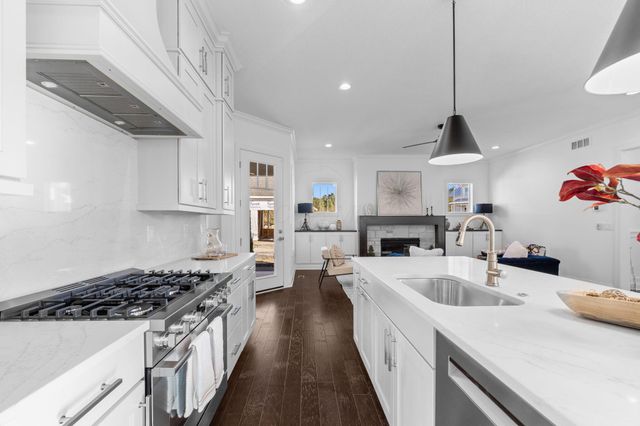 5450 Maple Drive, Lewis Center, OH 43035