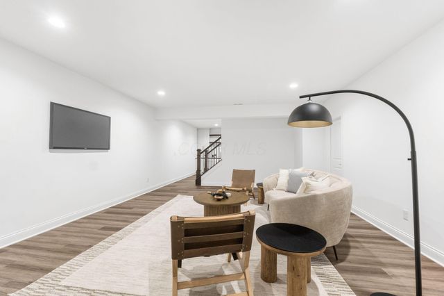 5450 Maple Drive, Lewis Center, OH 43035