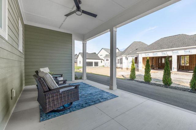 5450 Maple Drive, Lewis Center, OH 43035