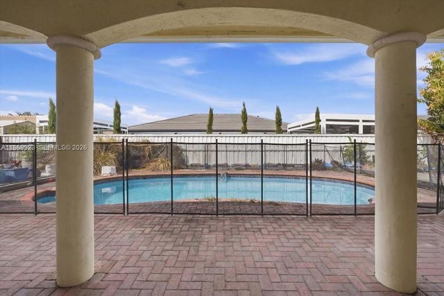 15431 SW 171st St, Miami, FL 33187