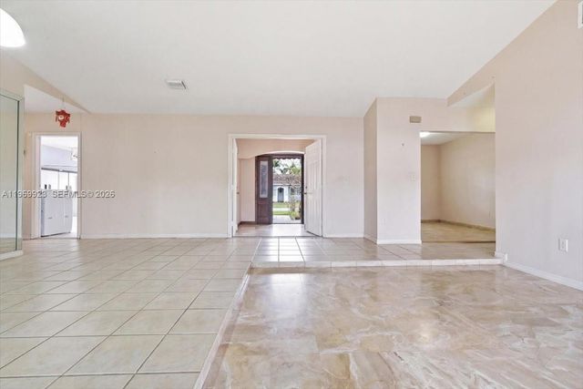 15431 SW 171st St, Miami, FL 33187