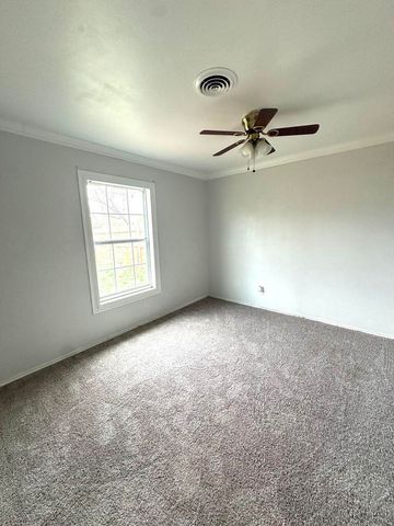 914 W 25th Street, Plainview, TX 79072