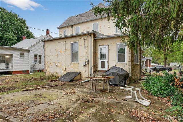 2926 Mary Irene Street, Belleville, IL 62226