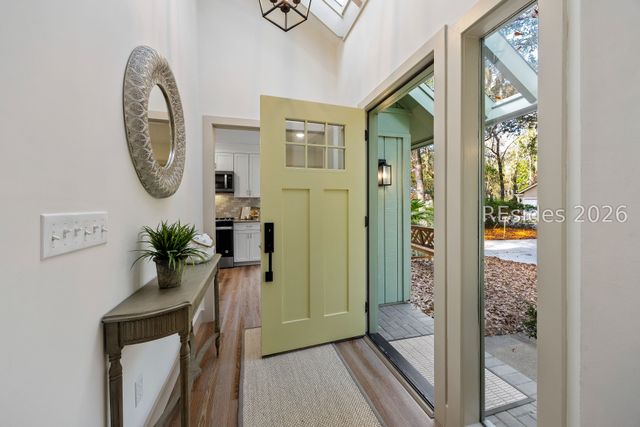 55 Wax Myrtle Ct, Hilton Head Island, SC 29926