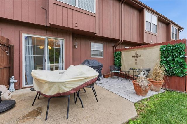 5554 NW SUNRISE MEADOW Lane, Lee's Summit, MO 64064