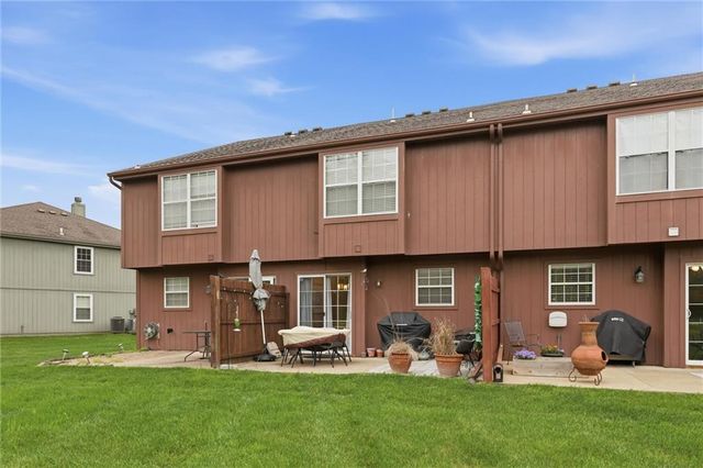 5554 NW SUNRISE MEADOW Lane, Lee's Summit, MO 64064