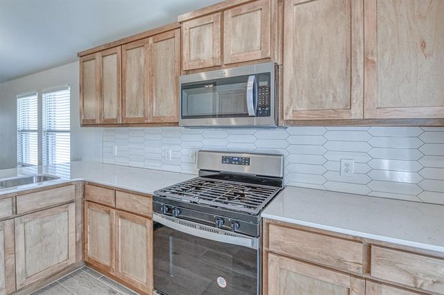 624 Caladium Drive, Yukon, OK 73099