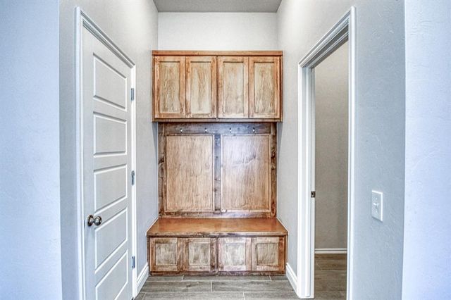 624 Caladium Drive, Yukon, OK 73099