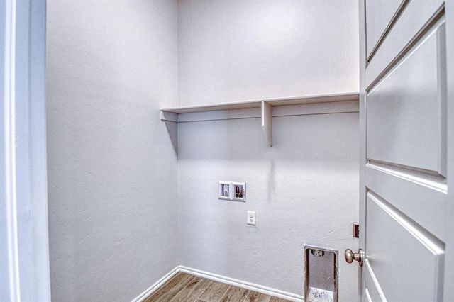 624 Caladium Drive, Yukon, OK 73099