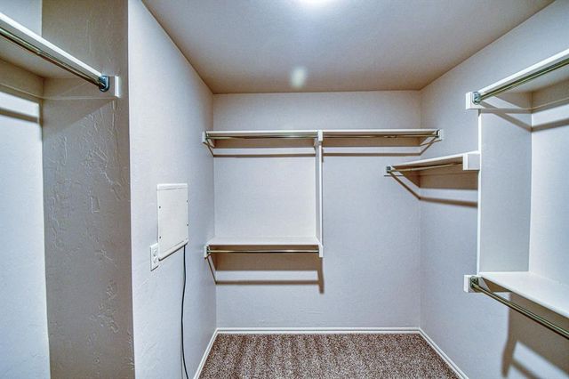 624 Caladium Drive, Yukon, OK 73099