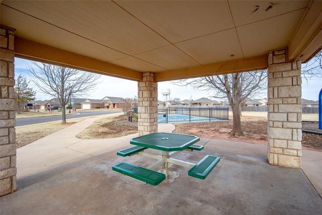 624 Caladium Drive, Yukon, OK 73099