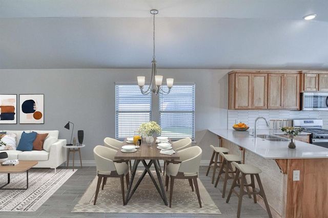 624 Caladium Drive, Yukon, OK 73099