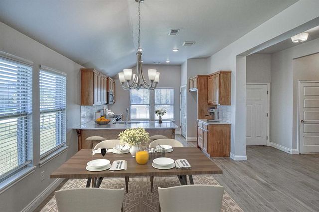 624 Caladium Drive, Yukon, OK 73099